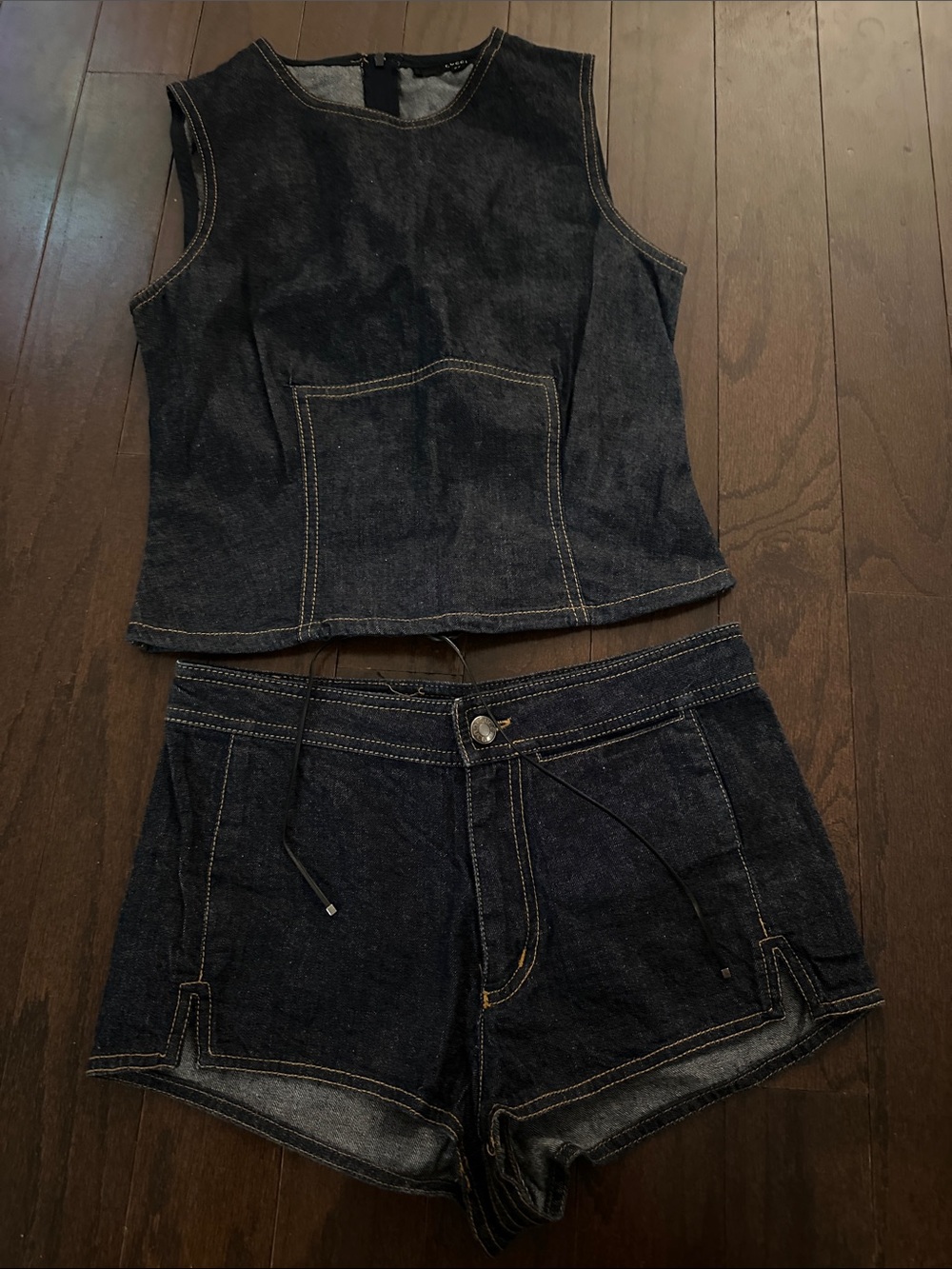 Gucci Dark Denim hot shorts and top set